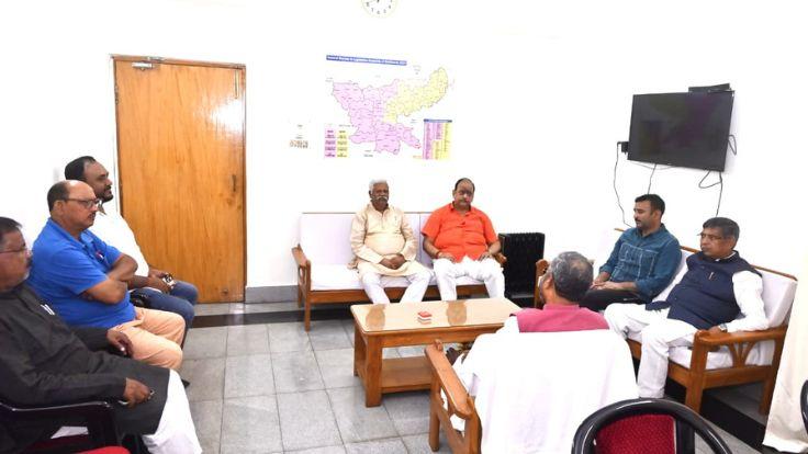 The verdict in Malegaon blast case came after 17 years, all 7 accused including Sadhvi Pragya Thakur were acquitted, BJP said Congress should answer saffron terrorism (8)-jhFKkv74Ig.jpg